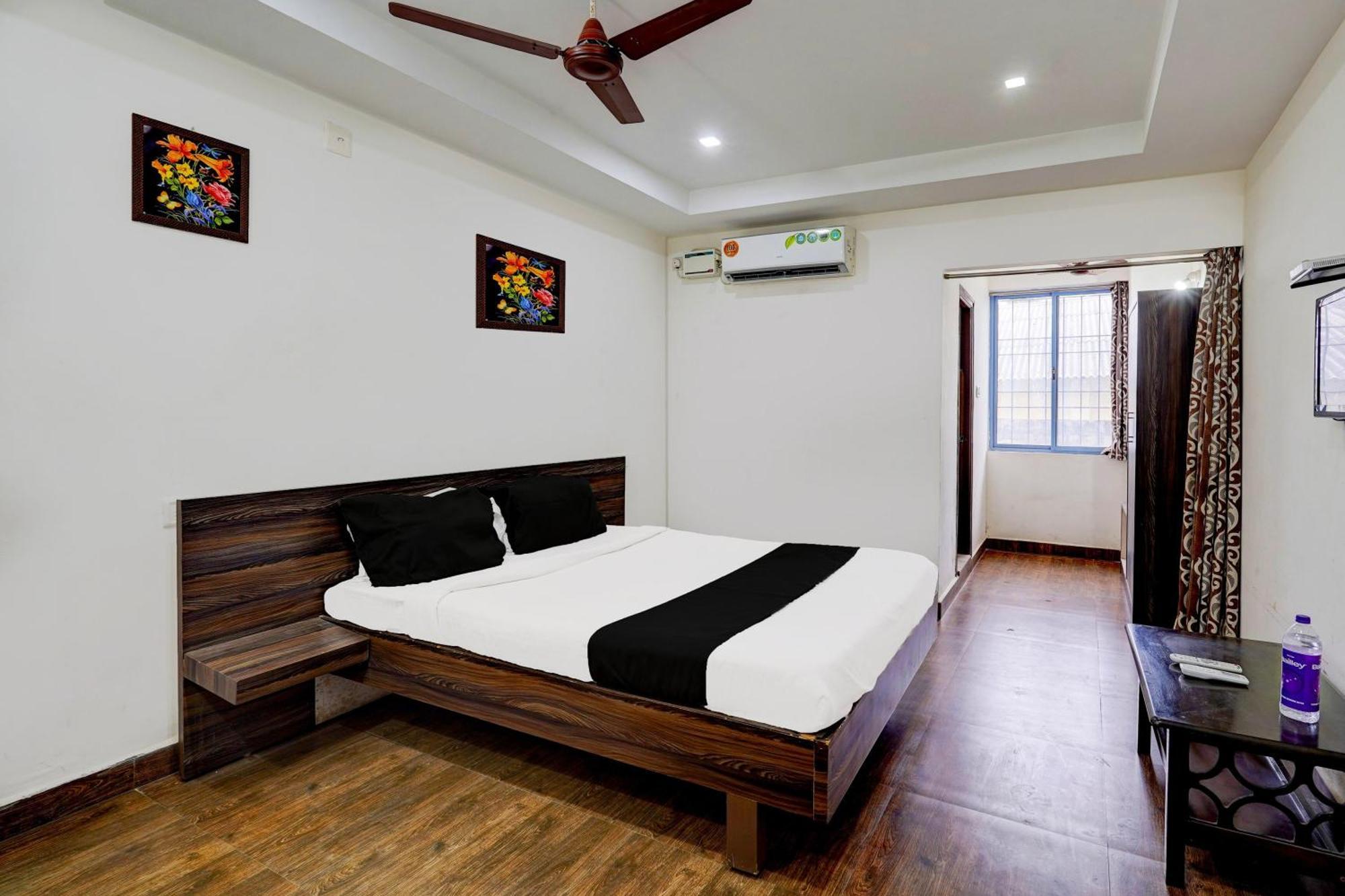 Hotel O Ambur Exterior photo