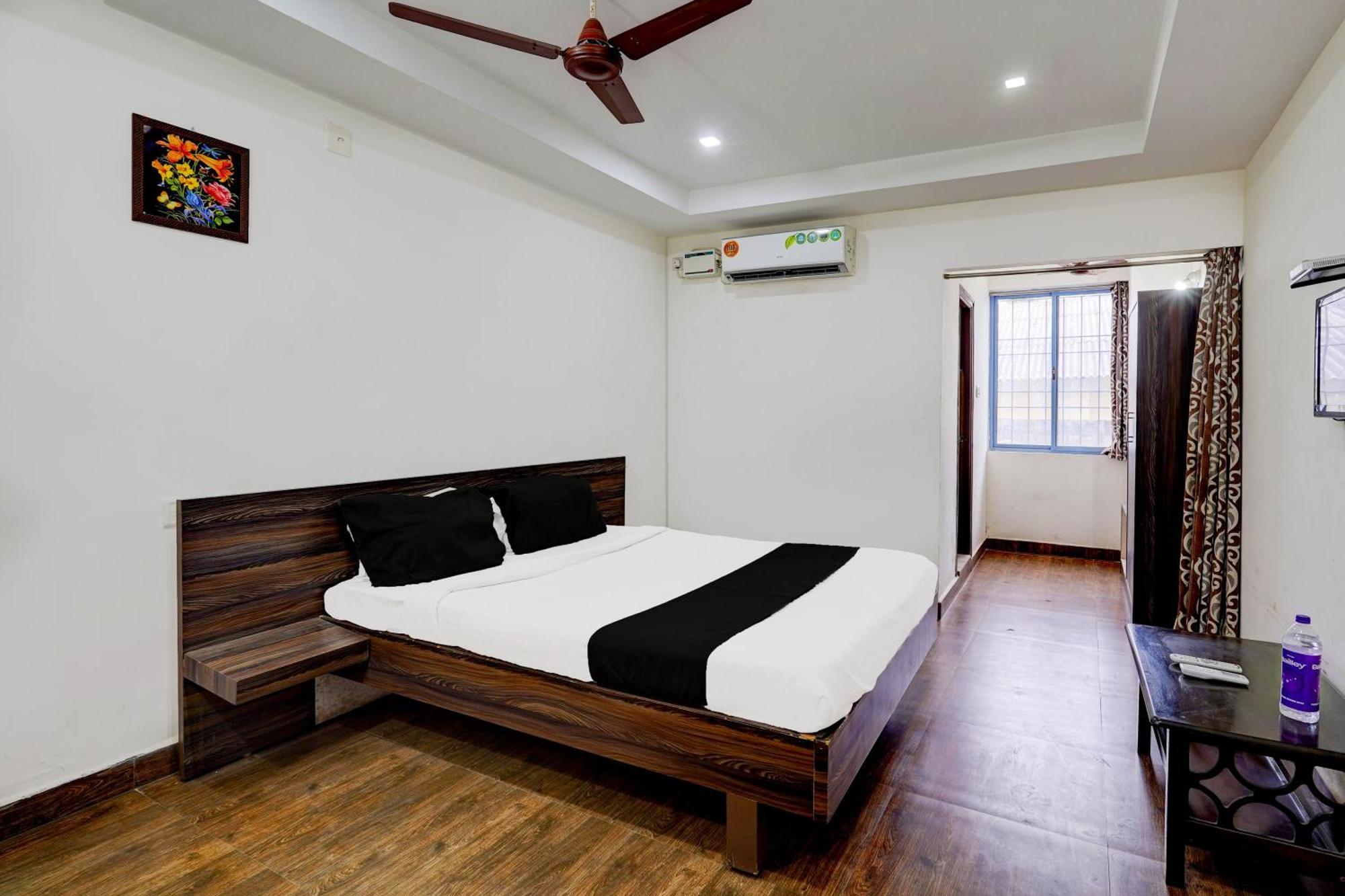 Hotel O Ambur Exterior photo